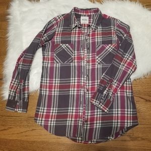 Womens Long sleeve plaid shirt